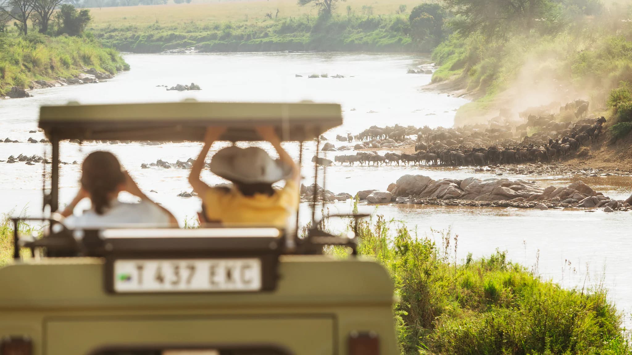4-Days Serengeti Migration Safari River Crossing